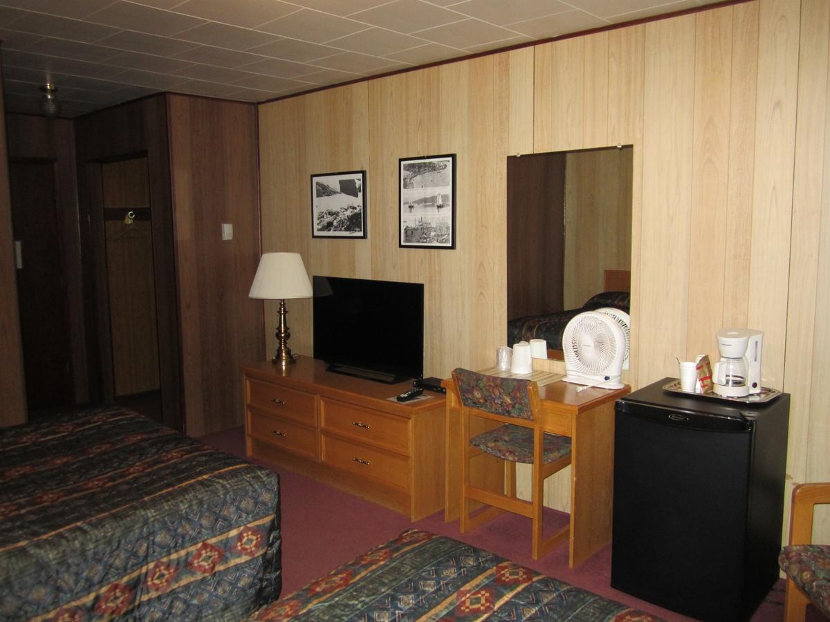 Airport Chalet Moraitika Exterior foto